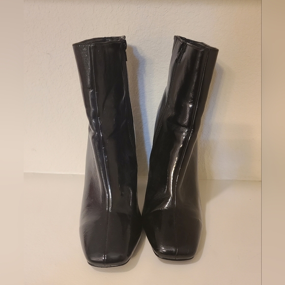 Liliana Shiny Black Boots - Picture 2 of 4